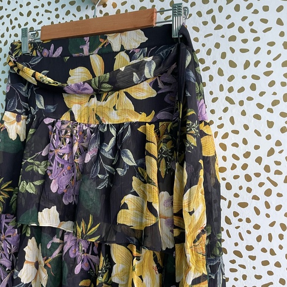 NWT Mango Flowy Floral Tiered printed skirt Midi Belted Chiffon Ruffle - Picture 10 of 12